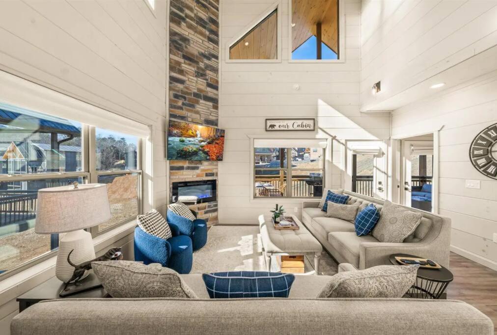 Smoky Fun Holiday home Pigeon Forge